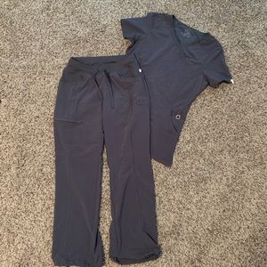 Cherokee Infinity Scrub Set